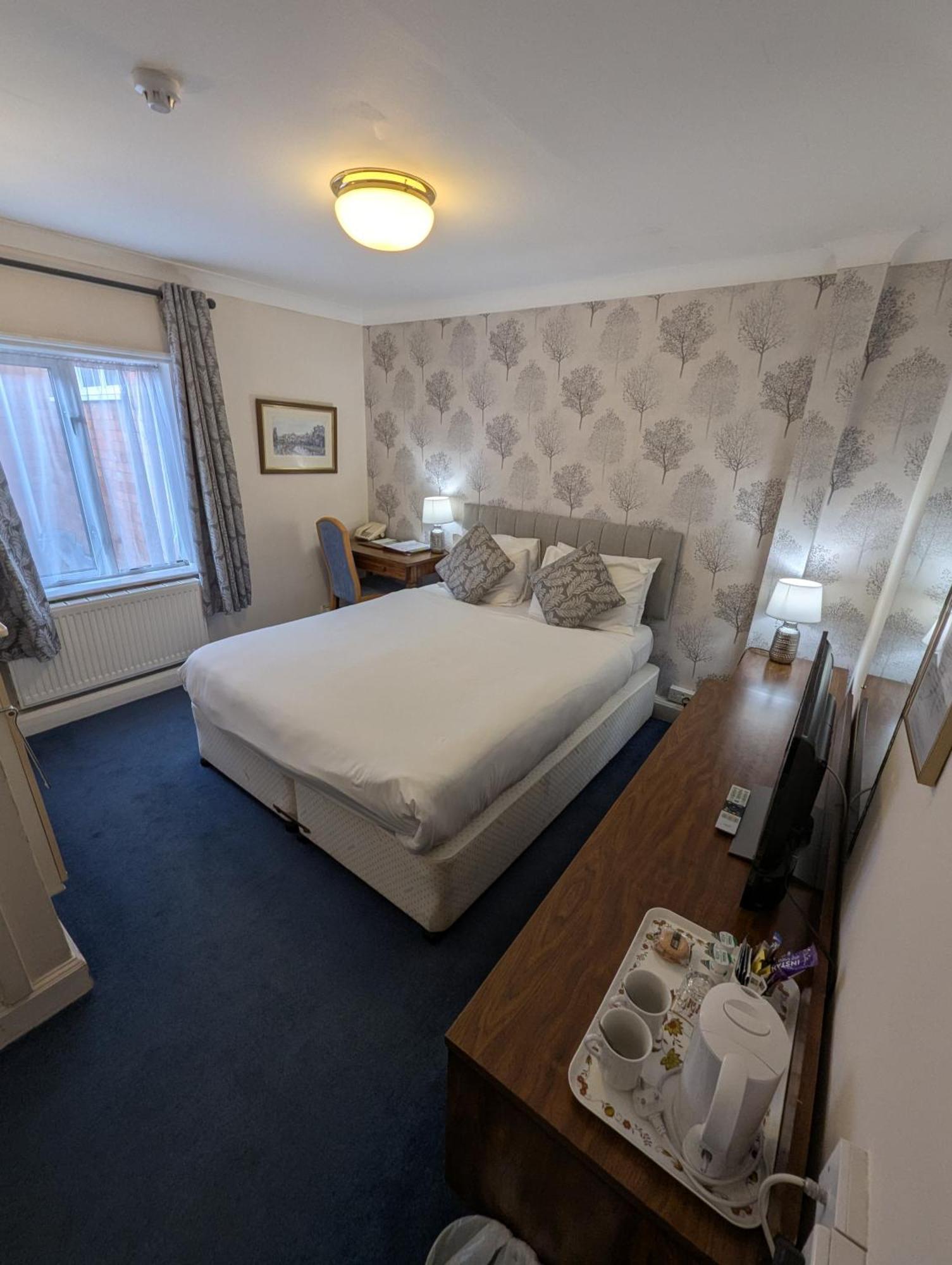 The Walnut Tree Hotel Bridgwater Bagian luar foto