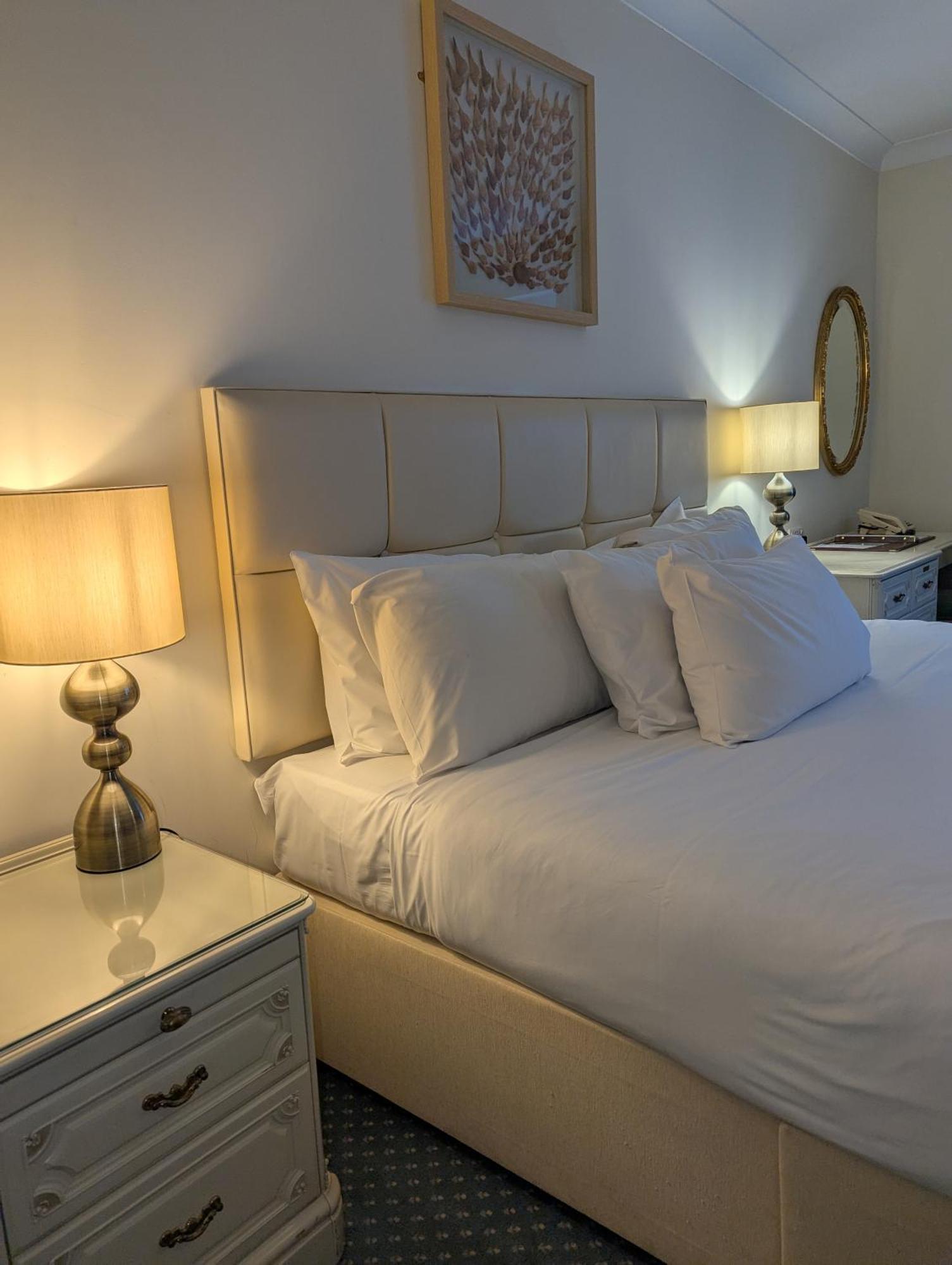 The Walnut Tree Hotel Bridgwater Bagian luar foto