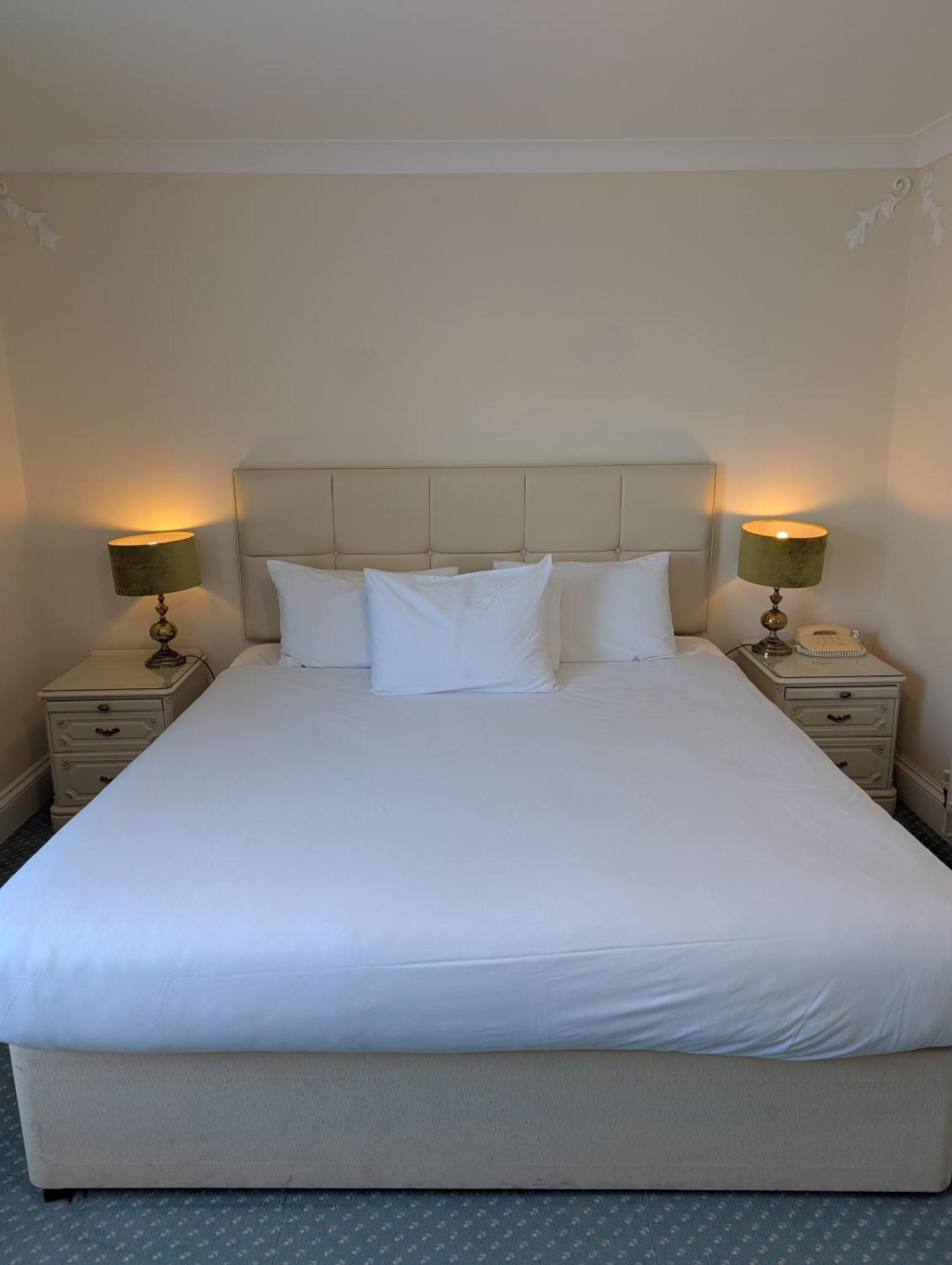The Walnut Tree Hotel Bridgwater Bagian luar foto
