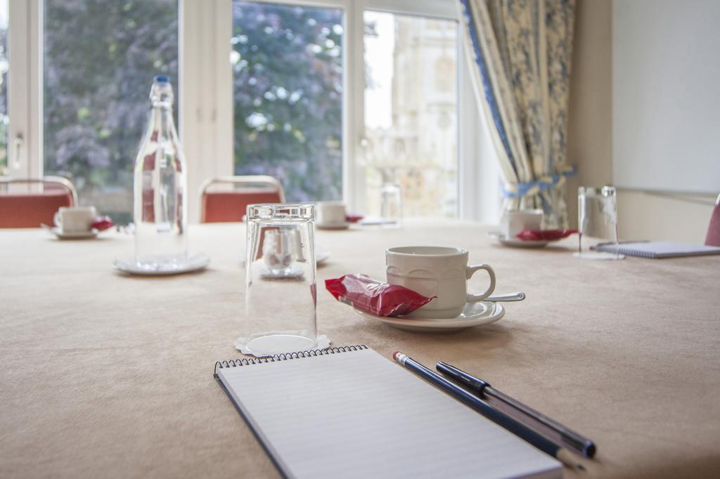 The Walnut Tree Hotel Bridgwater Bagian luar foto