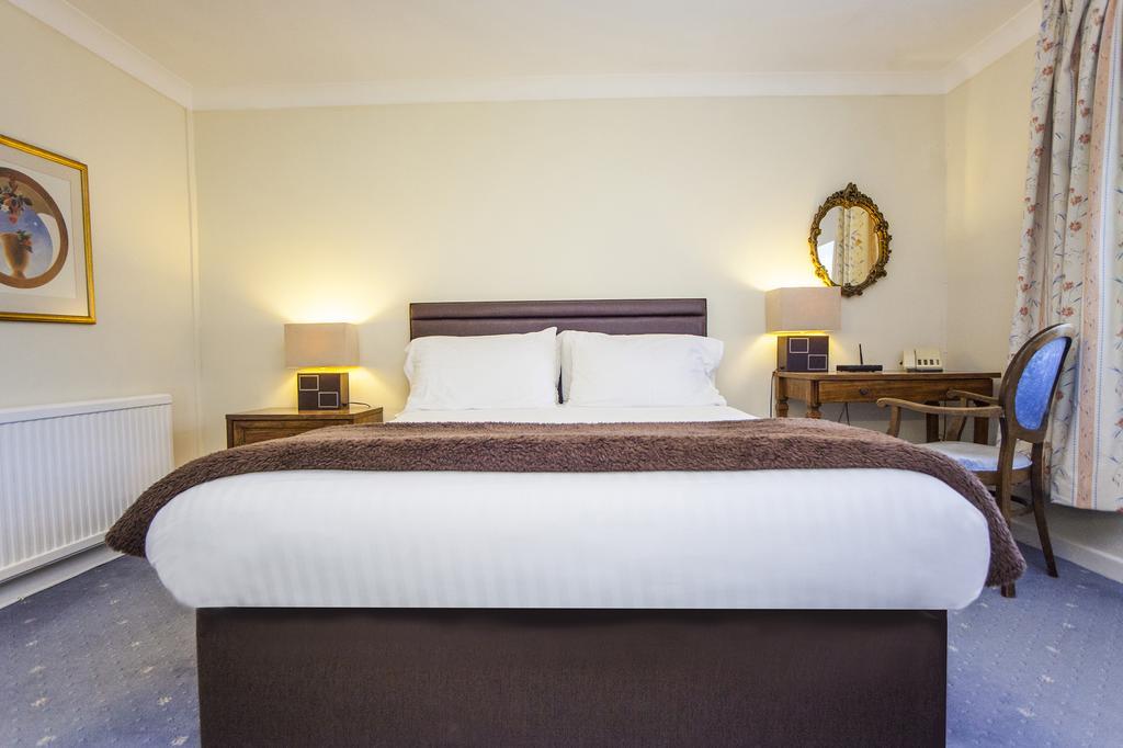 The Walnut Tree Hotel Bridgwater Bagian luar foto