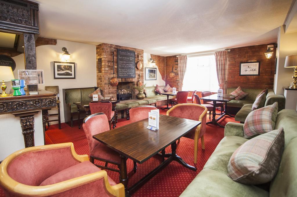 The Walnut Tree Hotel Bridgwater Bagian luar foto