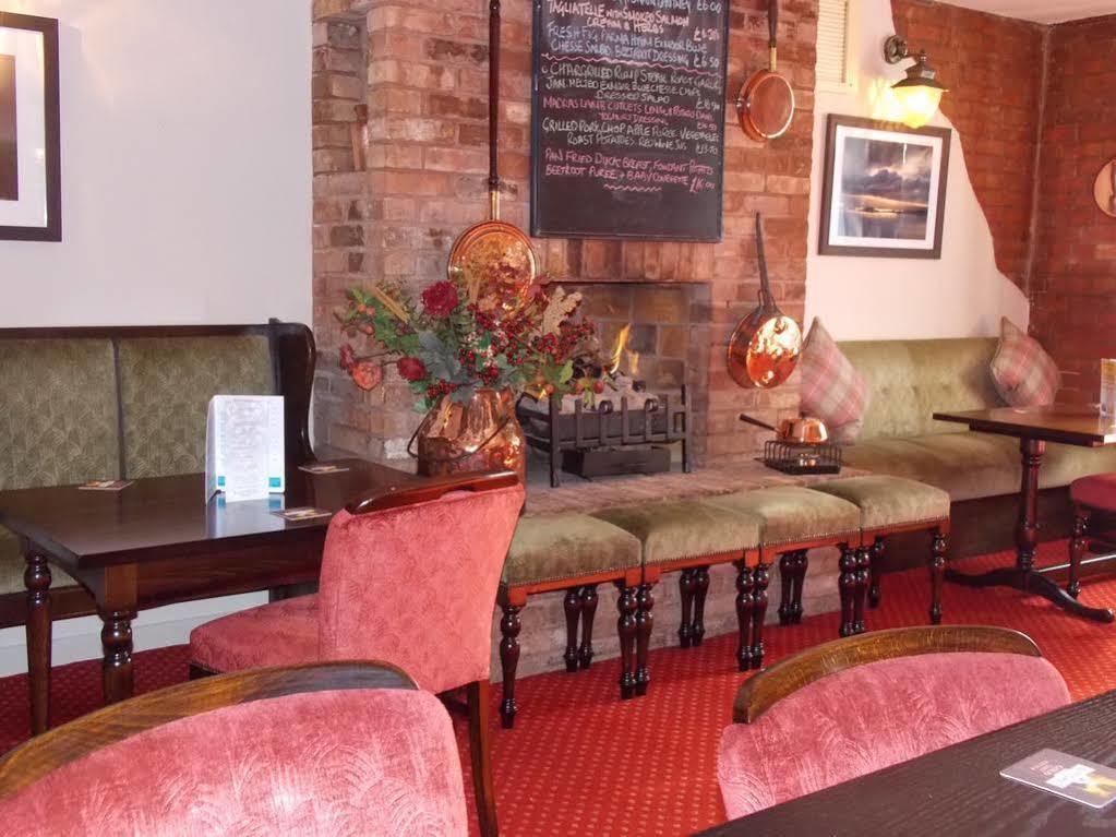The Walnut Tree Hotel Bridgwater Bagian luar foto